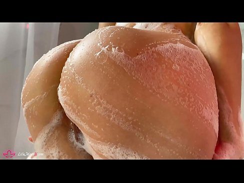 ❤️ La morena es masturba el cony amb un vibrador fins a un orgasme intens a la dutxa ❤️❌ Vídeo porno al ca.mobilecric.top ☑
